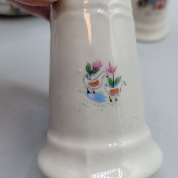 Vintage Heartland Gravy Boat Salt Pepper Shakers Floral Country House Design - Picture 10 of 10